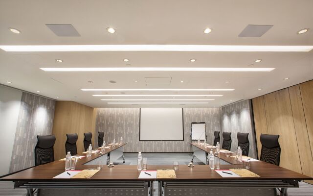 Hotel Indigo Kaohsiung Central Park by IHG