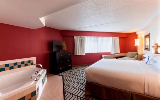 Delta Hotels by Marriott Fargo