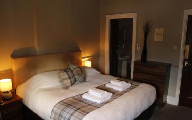 The Royal Oak Inn