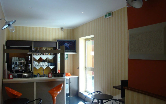 Miu Hotel