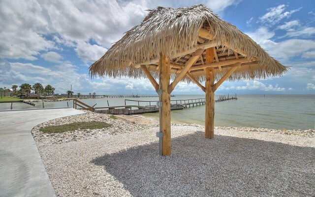 Copano Shores Seaside Paradise Home by Redawning