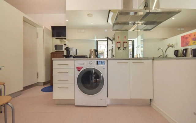 Cosy Studio by Homing