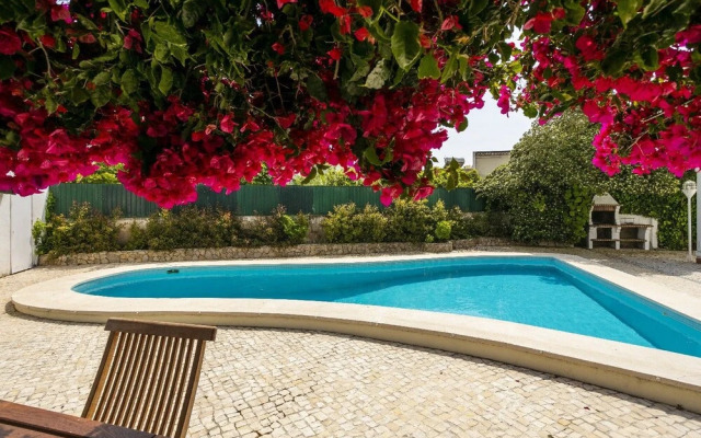 Villa Aroeira With Pool By Homing