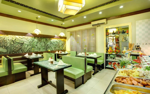 Hanoi Era Hotel