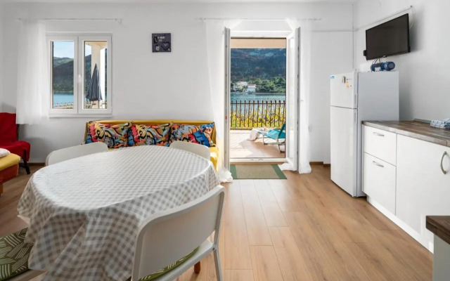 Apartments and rooms by the sea Grebastica, Sibenik - 13942
