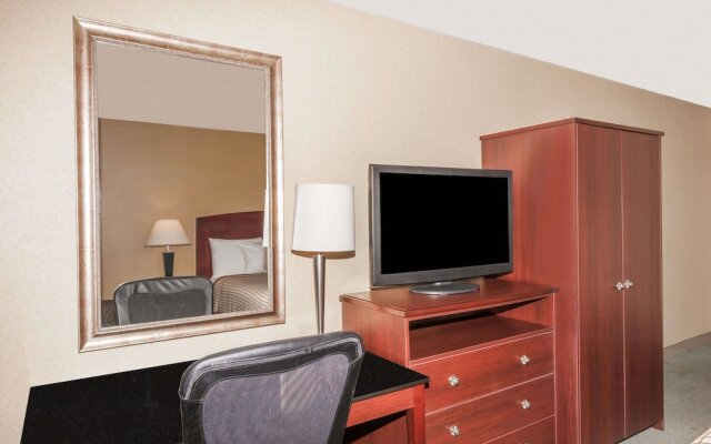Days Inn Utica