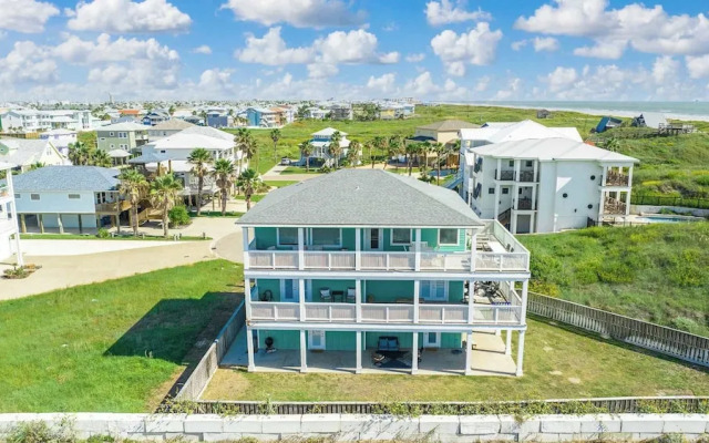 Ocean Views Optional Golf Cart Sleeps 14