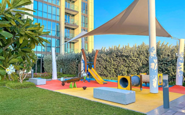 KeyOne - 3BR with Maids in Downtown Views