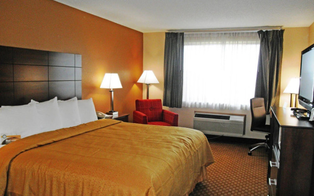 Super 8 by Wyndham Sturtevant/Racine