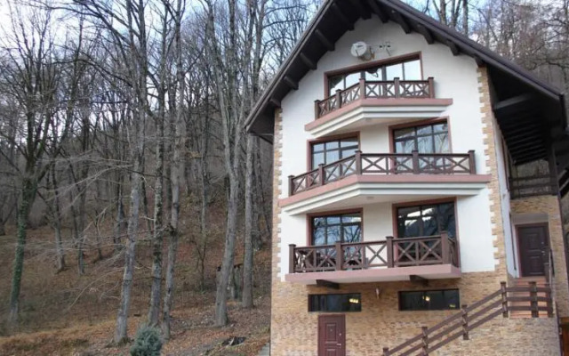 Коттедж в Красной Поляне