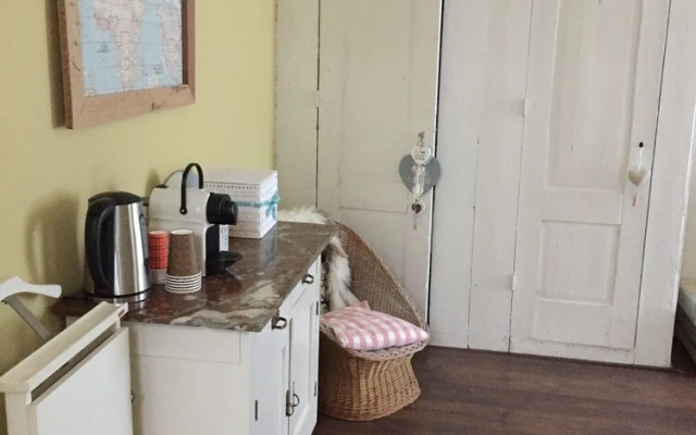 Emma's home