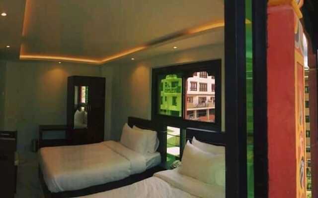 Hotel Glory
