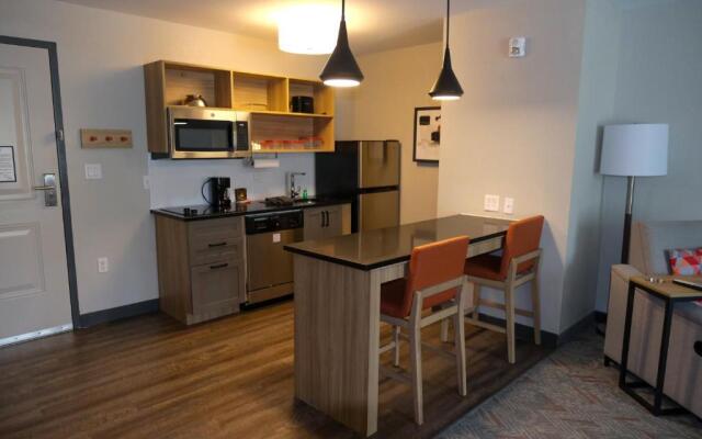 Candlewood Suites Ocala I-75