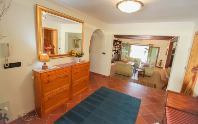 Finca Raiz - modern, well-equipped villa with private pool in Moraira