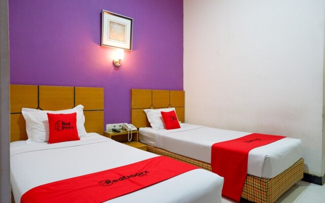 Hotel Bugis by RedDoorz