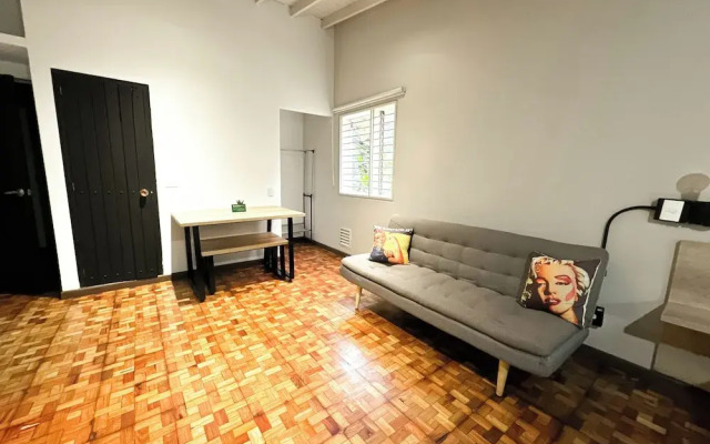 Frontera by Roots Rentals
