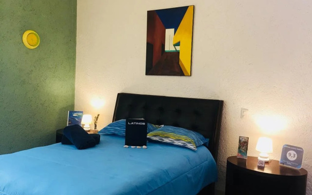 Latinos Luxury Suites