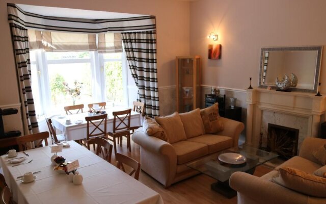 Dalmore Lodge Guest House