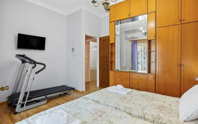 Artistic Apartment in Chania