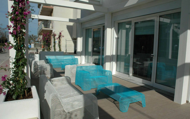 Maree Hotel