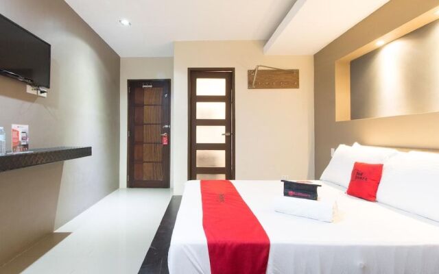 RedDoorz Plus near Laoag International Airport