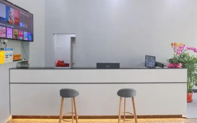 Yunduo Apartment (Foshan Zumiao Zhangye Culture Square)