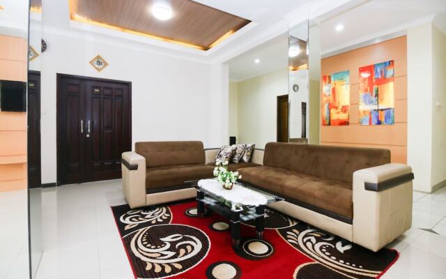 Airy Syariah Lowokwaru Simpang Gajayana 12 Malang