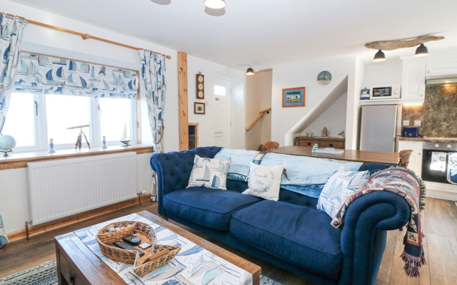 Periwinkle Cottage