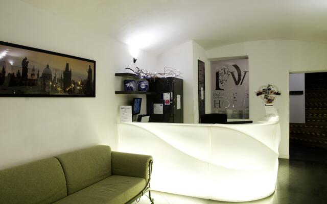 Dolce Vita Suites Hotel