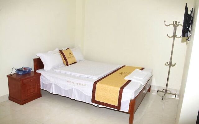 Sunrise Ninh Binh Hotel - Hostel