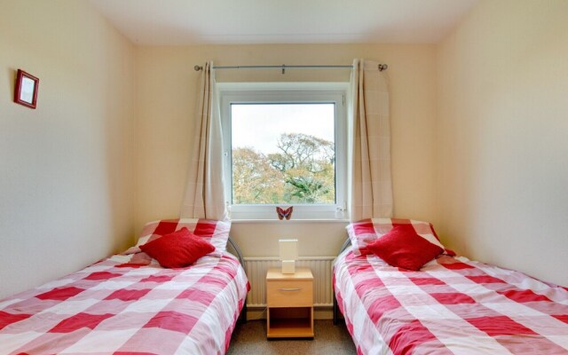 Homely Holiday Home in Saundersfoot With Garden
