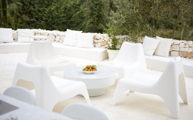 Trullo e Lamie Fiabeschi con Piscina Privata