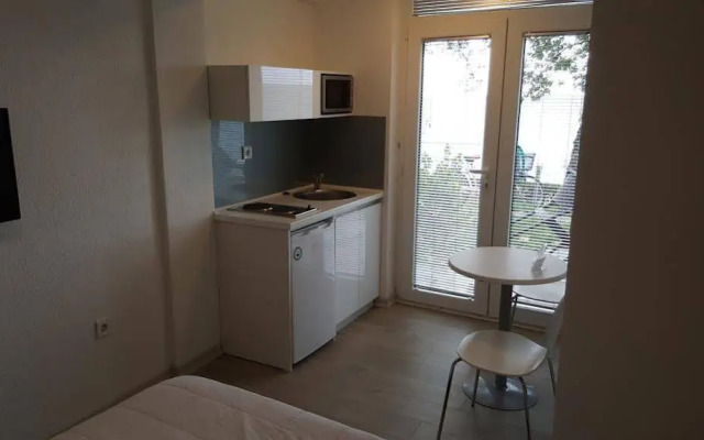 Golden Sunset Apartments