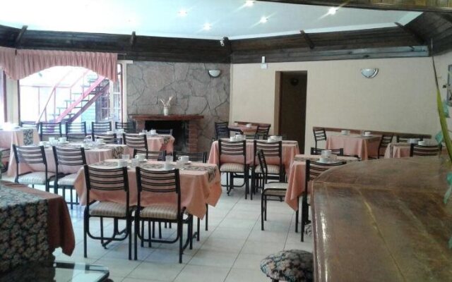 Hosteria Termas del Challao