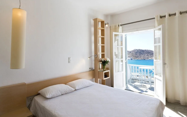 Far Out Hotel & Spa