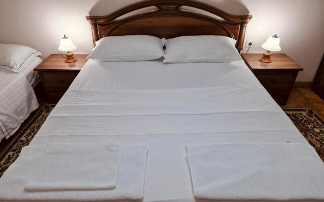 Tirana City Center Apartment