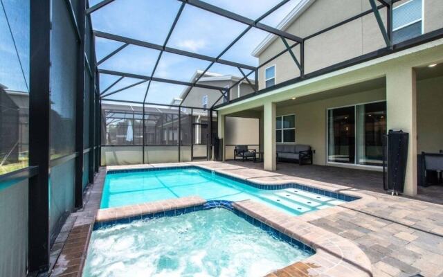 Luxury Pool Home Near Disney-1690st 9 Bedroom Home by Redawning