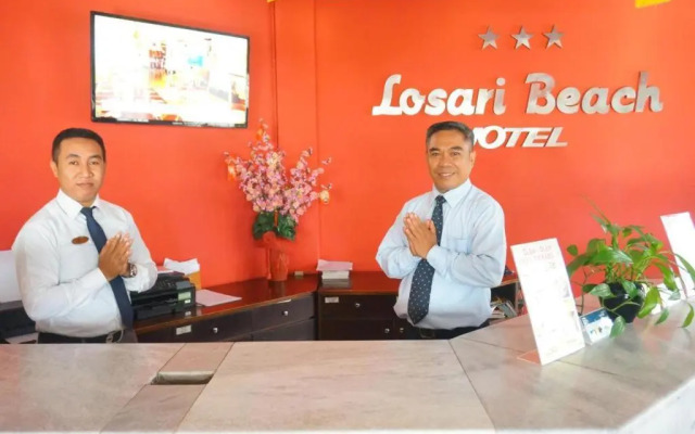 Losari Beach Inn
