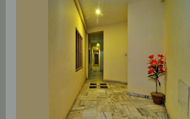 Hotel Golden Dust Puri