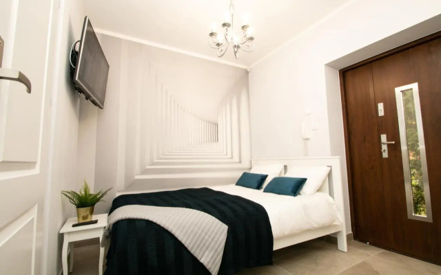 Good Night  City Police (3Km)  Szczecin  2 Pers