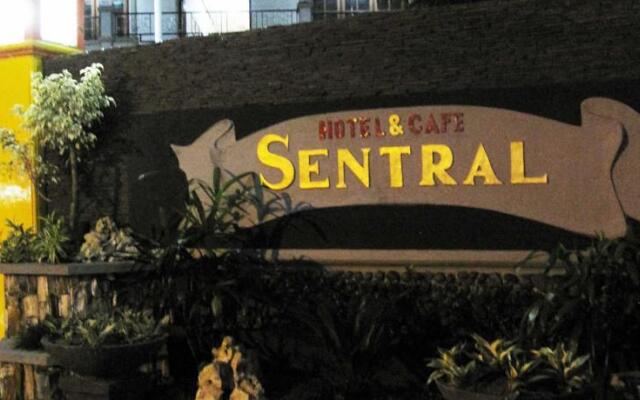 Sentral Hotel & Cafe