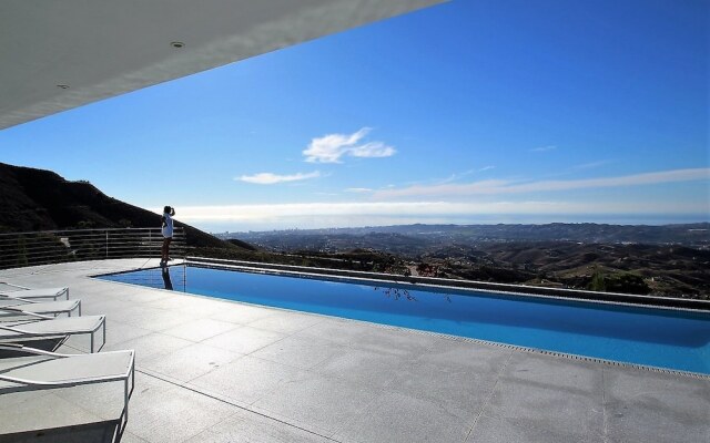 Waterfront Villa Las Golondrinas
