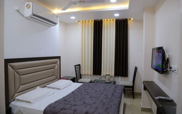 Hotel Lokpriya Inn