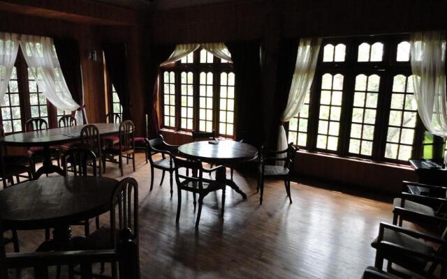 Tikiri Villa
