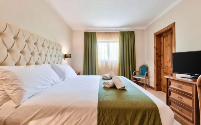 Villa Sardinella-5 Bedroom Villa With Private Pool