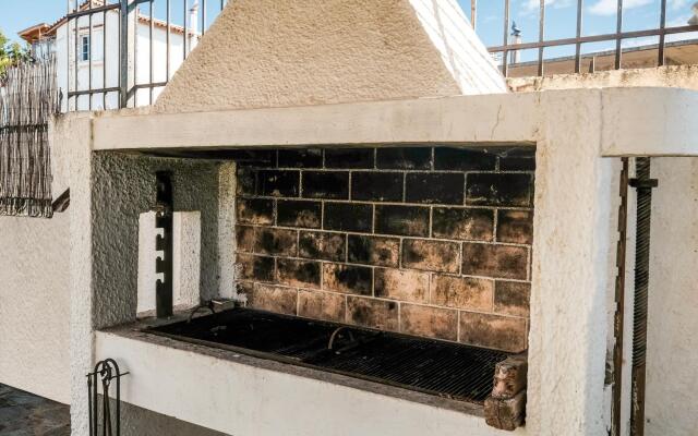 Holiday Villa With sea View in Paralia Avlidas