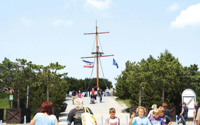 Apartment in Wieck am Darss with garden