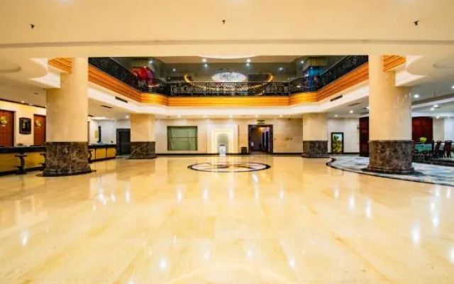 New Golden Leaf Boutique Hotel