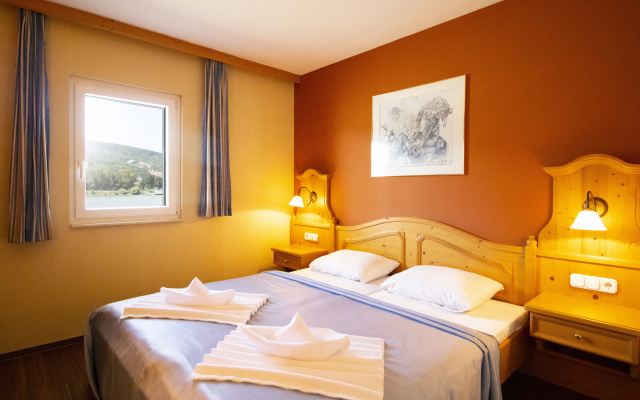 Aquamarina Hotel