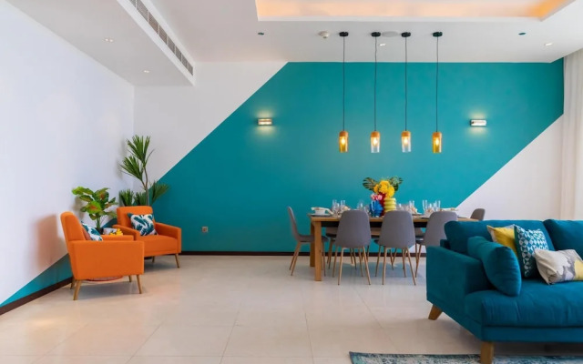 Palm Jumeirah Luxury w Private Beach Atlantis View